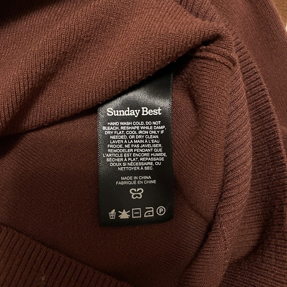 Sunday Best Sweater Size Small - Picture 4 of 5